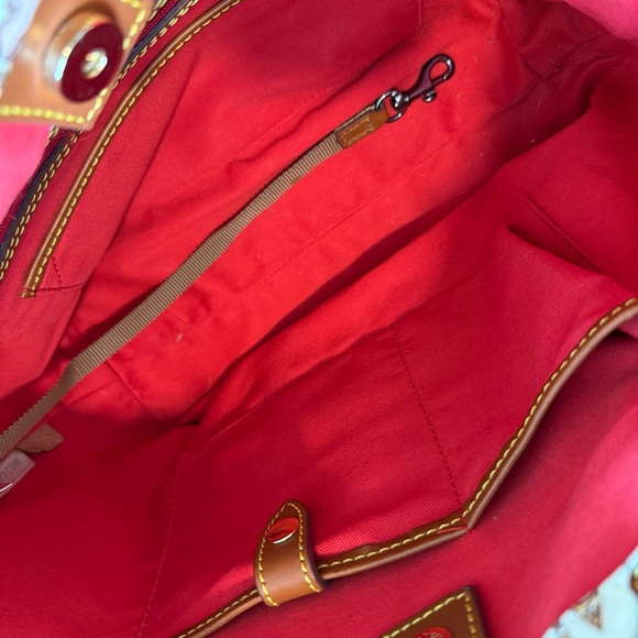 Disney Dooney & Bourke Aulani Exclusive Sketch Tote - Picture 11 of 12